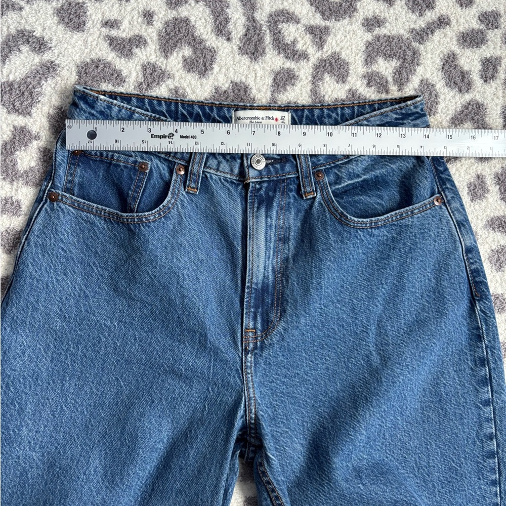 Abercrombie & Fitch The Loose High Rise Jean size 27 / size 4 - Picture 6 of 7